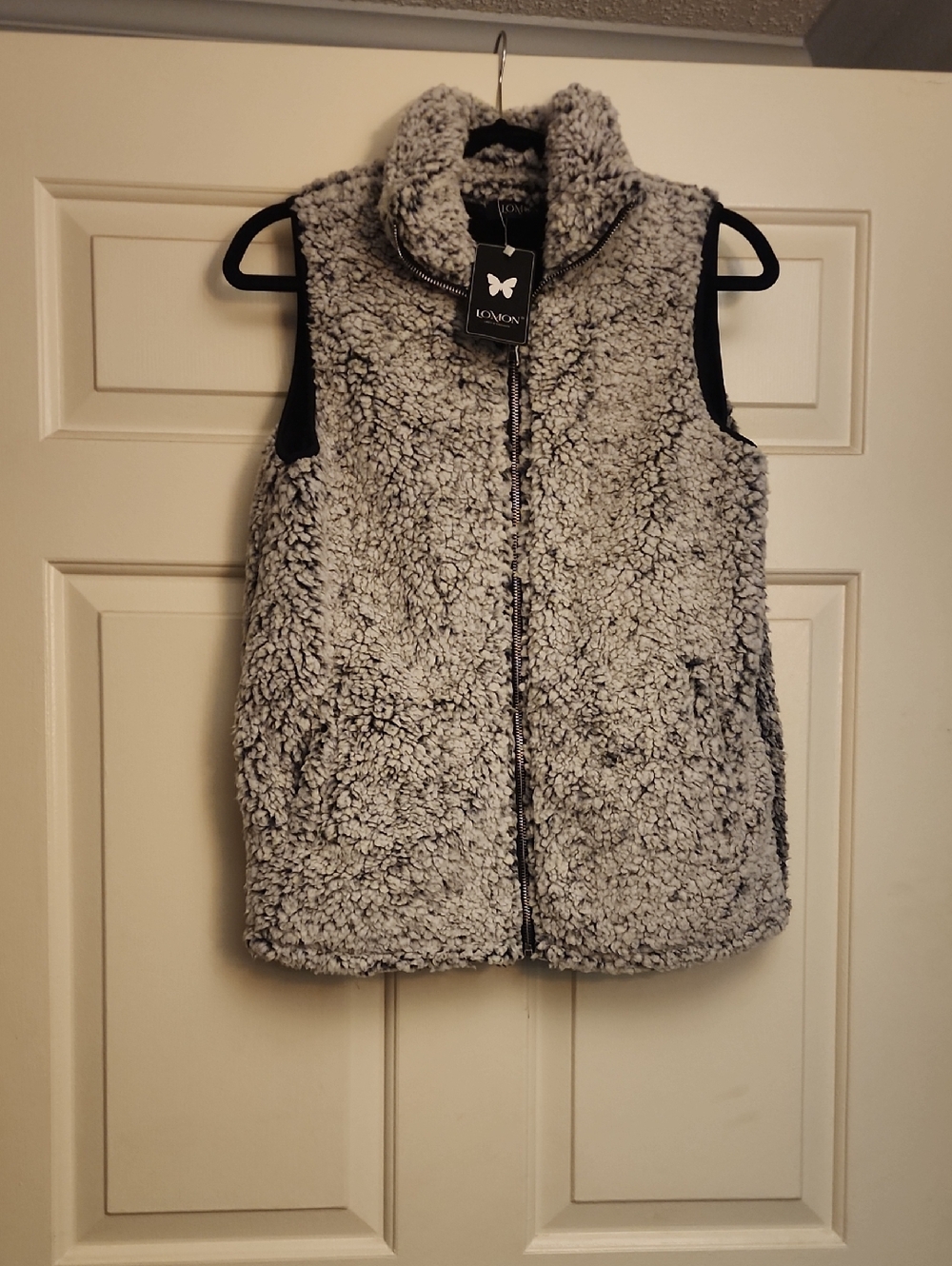 Women's Sherpa Zip-Front Vest - Light Gray